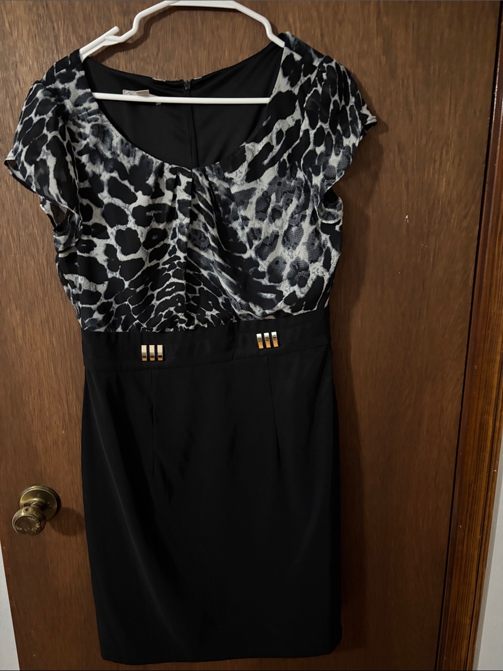 Black Animal-Print Cap Sleeve Sheath Dress